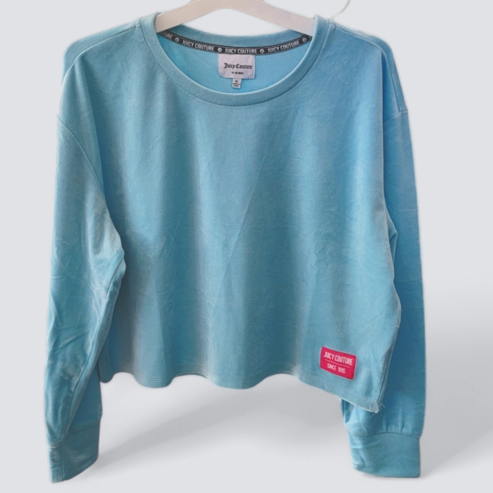 Sweatshirt, Boxy, Cropped And Velvet Soft, Lt Blue